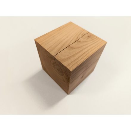 Rusztikus Fa Kocka Cseresznye 8,5 x 8,5 cm