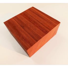 Padauk trópusi Hobbi Fa 14,8 x 14,8 x 7 cm