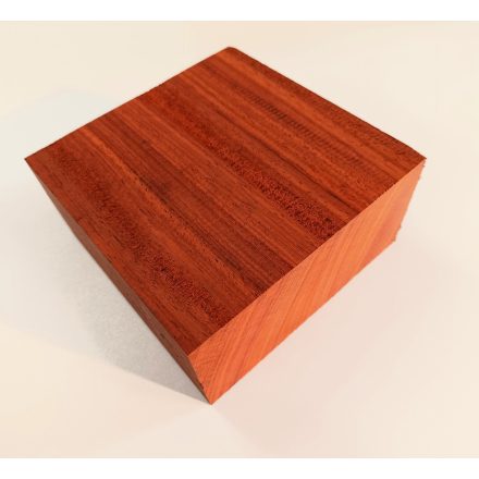 Padauk trópusi Hobbi Fa 14,8 x 14,8 x 7 cm